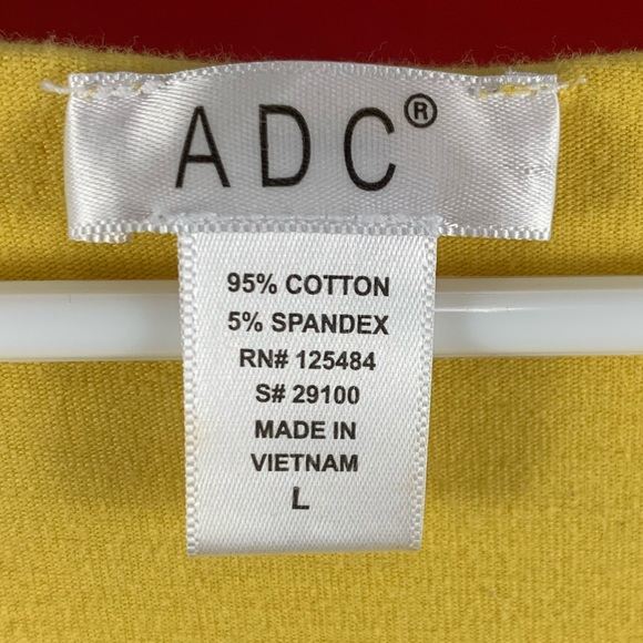 Crop t-shirt - Picture 2 of 2